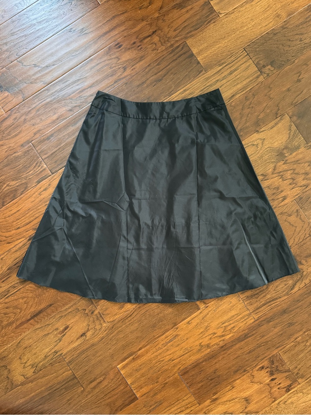 Banana Republic Black Satin A-Line Skirt Size 10